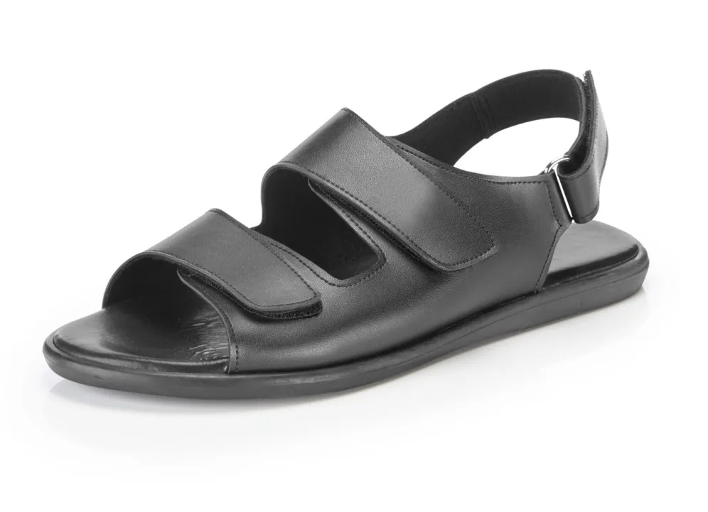 Sandale mit drei verstellbaren Klettspangen