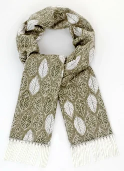 Schal mit Blätterdessin