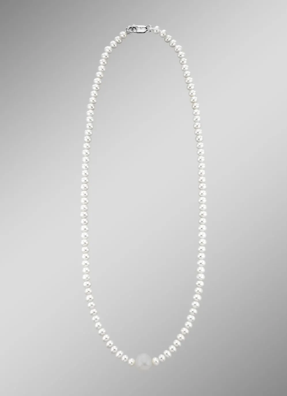 Schicke Halskette mit Süßwasser-Zuchtperlen