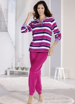 Schlafanzug mit Bündchenabschlüssen und Knopfleiste