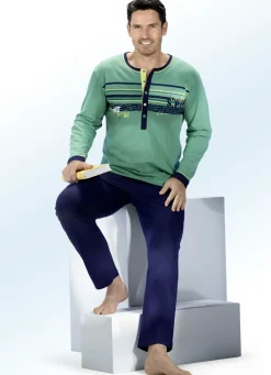 Schlafanzug mit langer Knopfleiste, Streifendessin und platziertem Druckmotiv