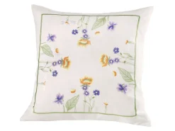 Schön bestickte Tisch- und Raumdekoration