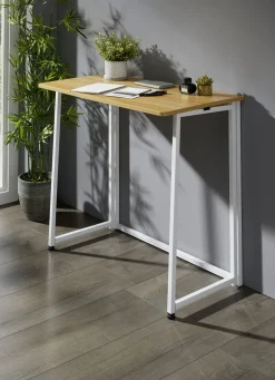 Schreibtisch mit Gestell aus Metall