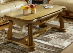 Schwerer Couchtisch in Eiche rustikal