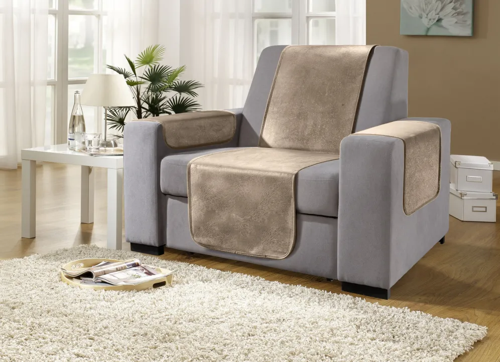 Sessel- und Sofaschoner mit Anti-Rutsch-Beschichtung