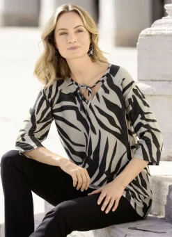 Shirt mit silberfarbenem Effektgarn