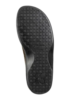 Slipper aus elastischem Strickmaterial