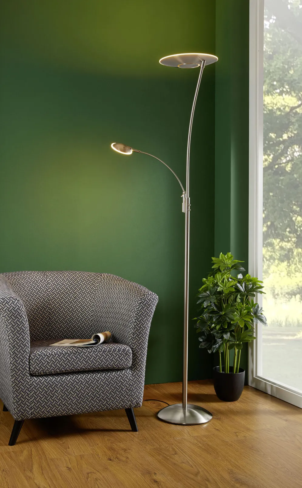 Stehleuchte mit Deckenfluter