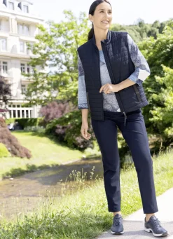 Steppweste mit leichter Wattierung