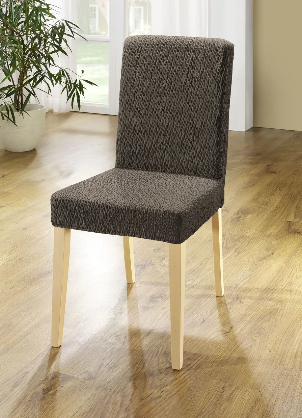 Stretchbezüge mit schöner Strukturierung