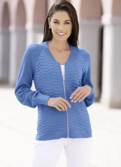 Strickjacke mit Cloquéstruktur