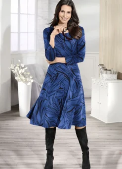 Strick-Kleid auch in Kurzgrößen