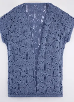 Strickweste mit Ajourmuster