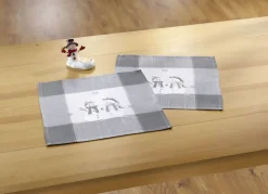 Tisch- und Raumdekoration in Leinenoptik