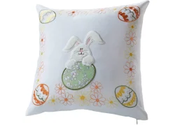 Tisch- und Raumdekoration mit Plüsch- und Stoff-Applikationen