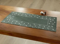 Tisch- und Raumdekoration mit Glitzergarn