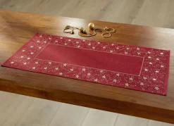 Tisch- und Raumdekoration mit Glitzergarn