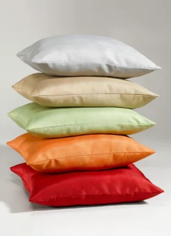 Tisch- und Raumdekoration mit Fleckenschutz-Ausrüstung