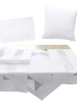 Tischdecke mit dekorativer Lochstanzung