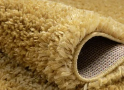 Traumhaft flauschige Brücken und Teppiche in Shaggy-Qualität