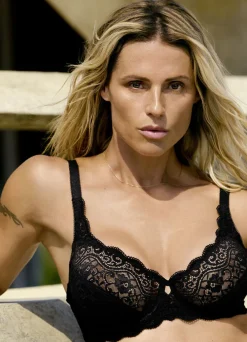 Triumph Amourette Bügel-BH aus zarter Elastikspitze