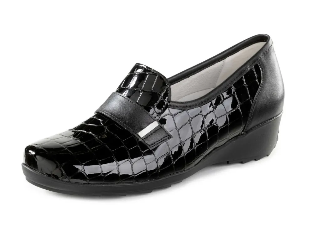 Waldläufer Slipper aus krokogeprägtem Lackleder und Nappaleder