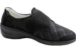 Waldläufer Slipper mit Stretchmaterial im Ballenbereich