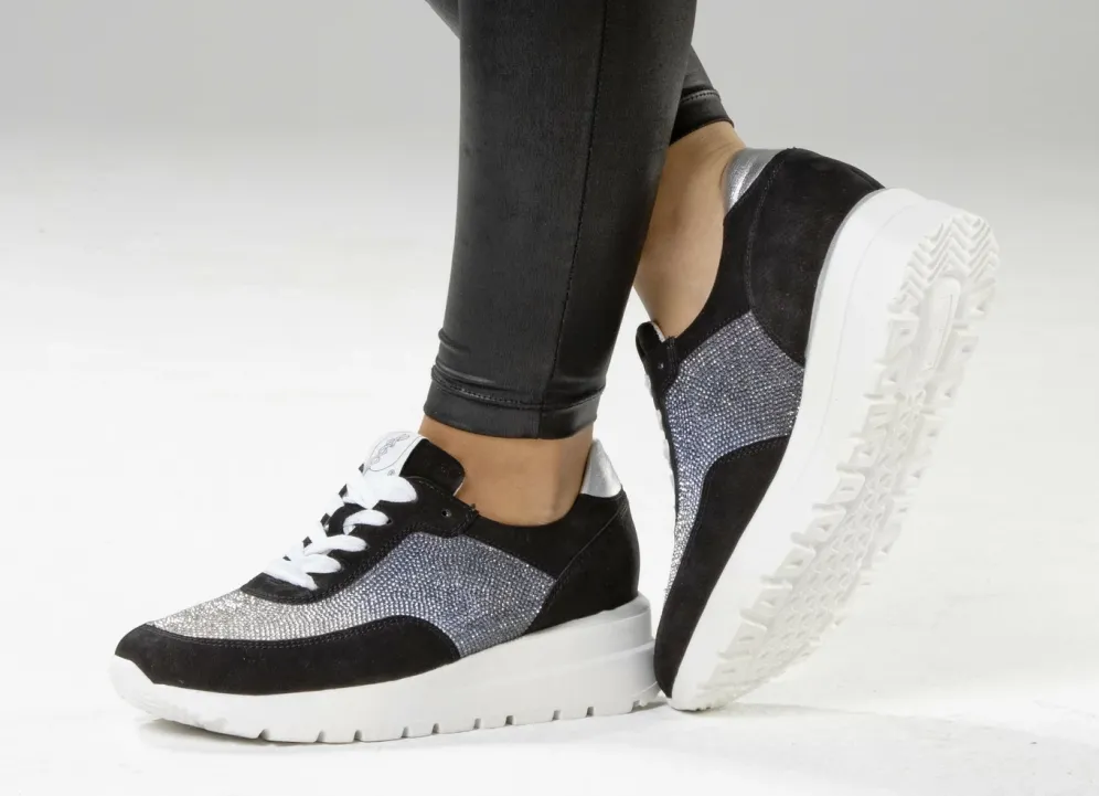 Waldläufer Sneaker mit farbverlaufenden, funkelnden Glitzersteinchen