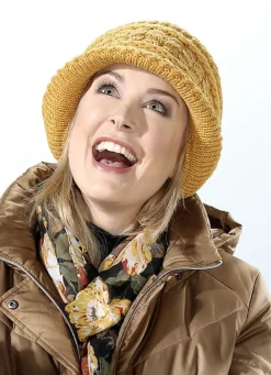 Warmer Damen-Hut, mit Rundum-Gummizug