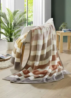 Wohndecke mit Veloursbandeinfassung