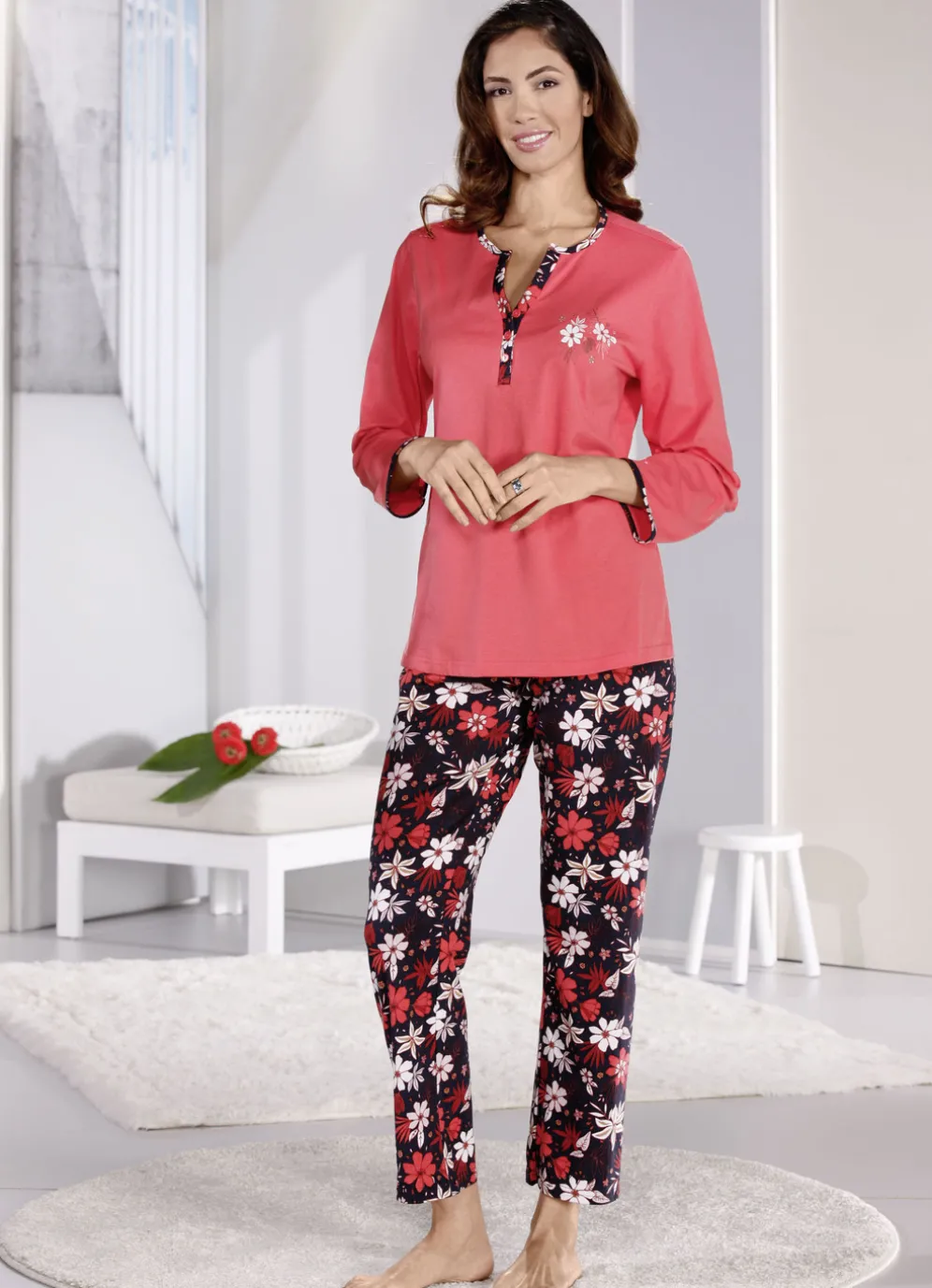 Zweierpack Schlafanzüge, Kurz- und Langarm mit Knopfleiste